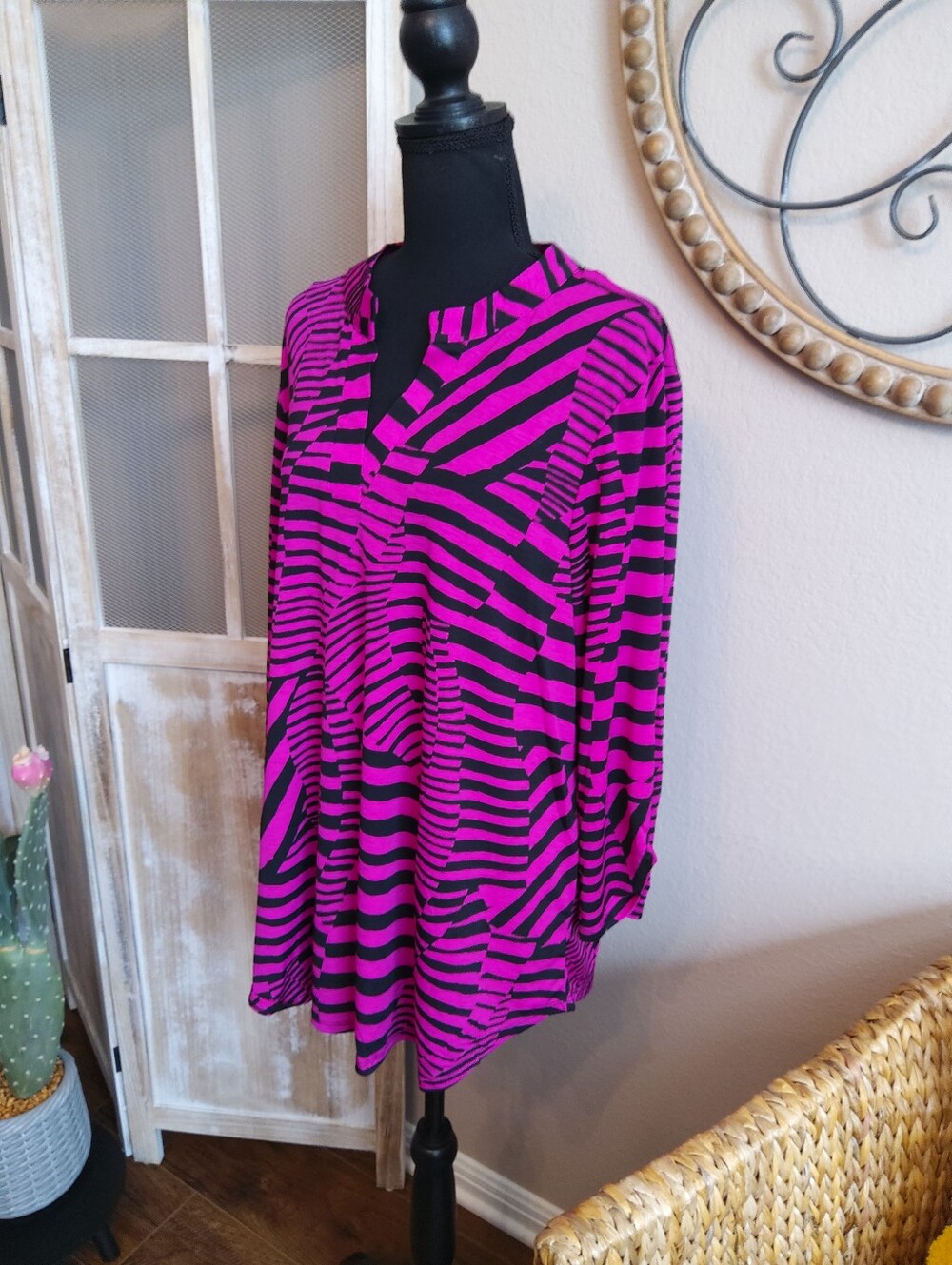 Dear Scarlett Magenta and Black Striped V-Neck Tunic - Picture 2 of 9